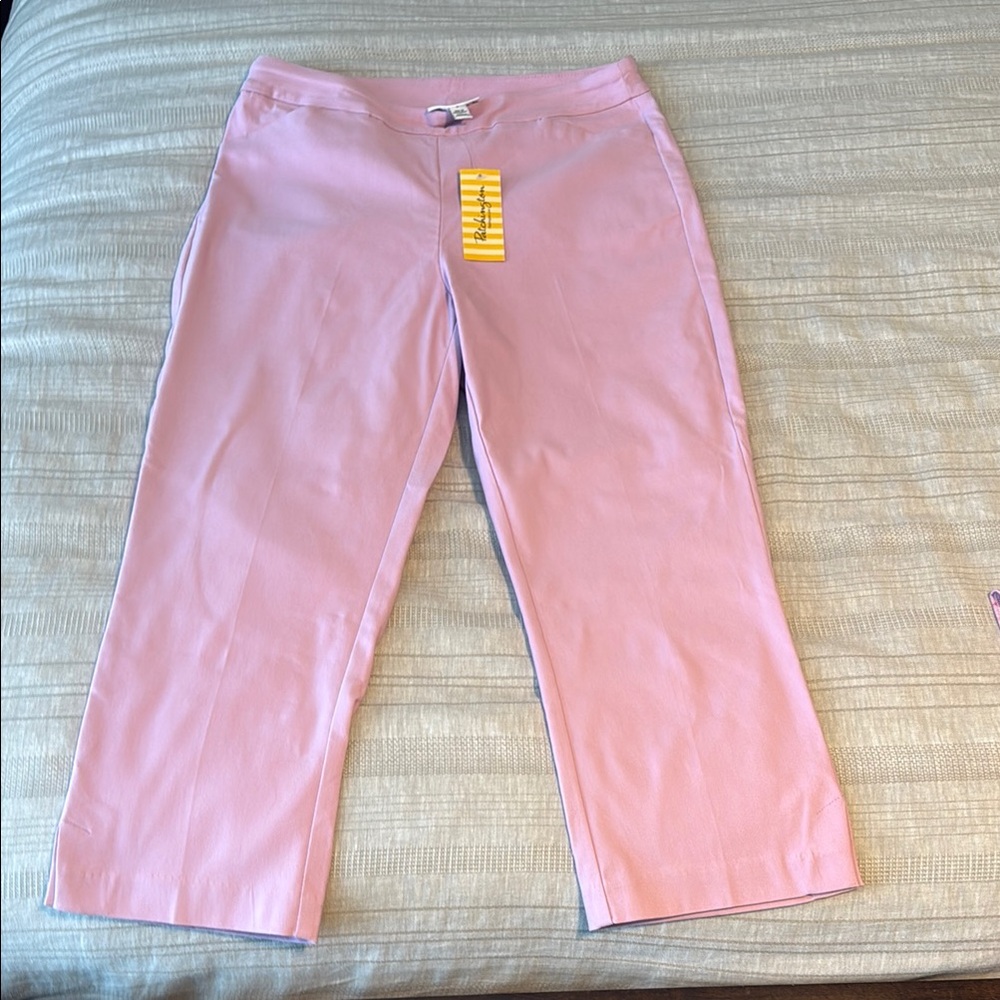 Pachington Lilac Capri Pants